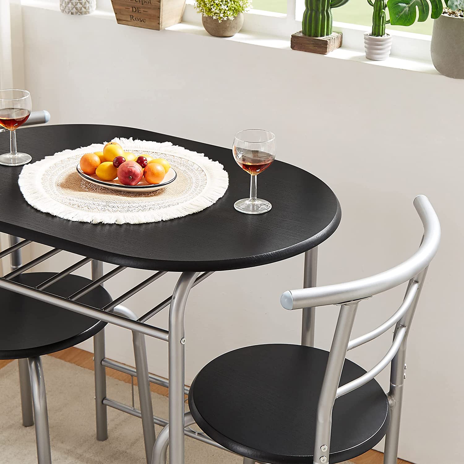 Small round table with 2 online chairs